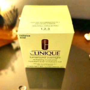 Clinique Turnaround Overnight Revitalizing